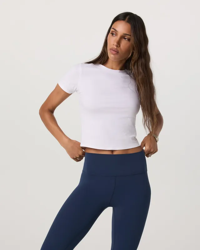 SK0000170-US20260706-143055-0 Pose Fitted Tee - Image 1
