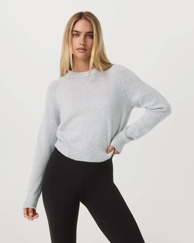 SK0001215-US20260706-143055-0 Émilie Cashmere Crew - Image 1
